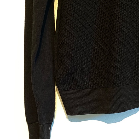 Black cardigan with black zipper - Picture 4 of 5